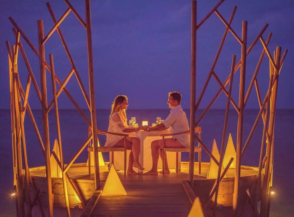 spectacular seafront dining in the Maldives