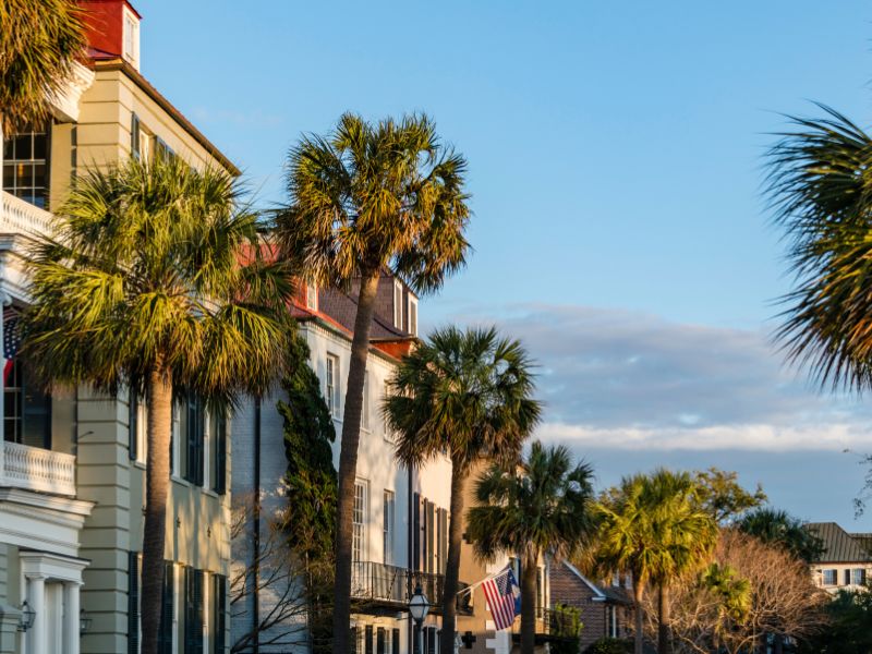 walking along the battery is one of ten best things to do in Charleston