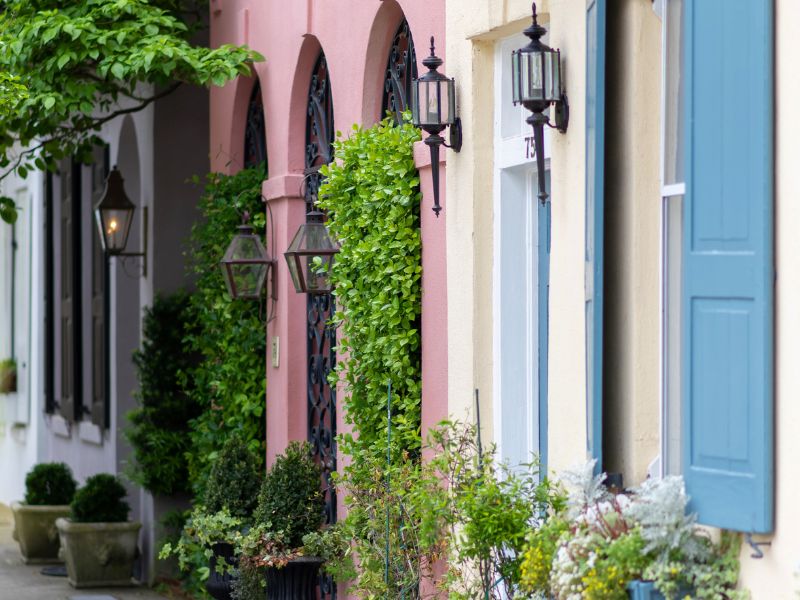 Rainbow Row Charleston