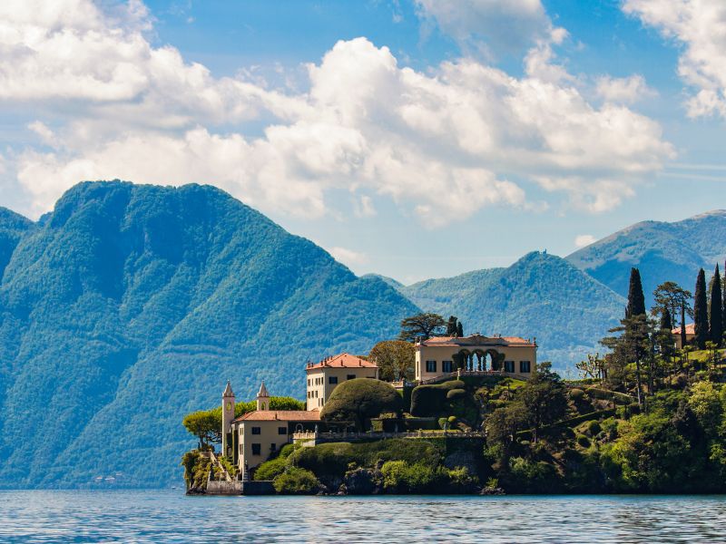 Exploring the Charms of Lake Como