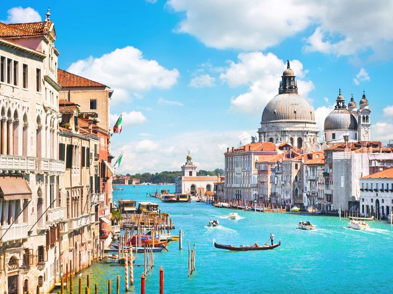 The 9 Most Convenient Europe Travel Packages for Stress-Free Vacations