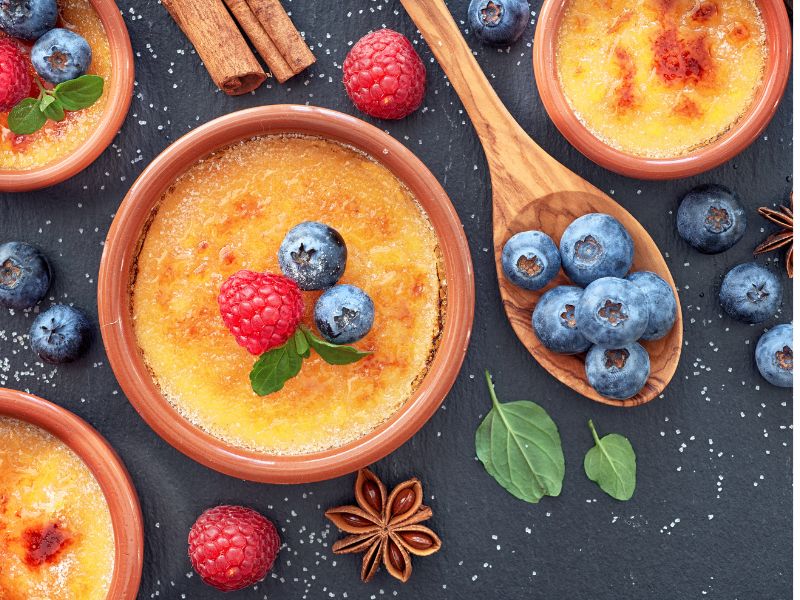 Crème Brûlée with Fruit