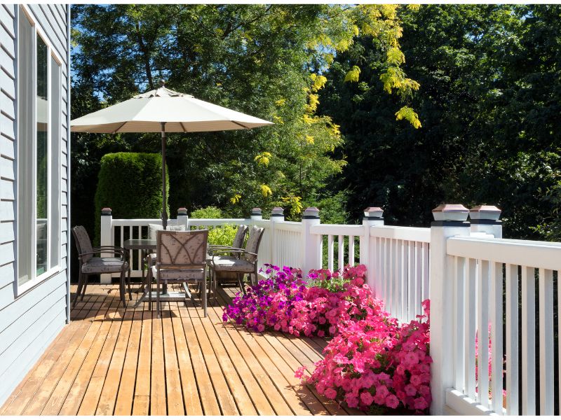 Maximizing Space: Small Yard Solutions by Deck Experts