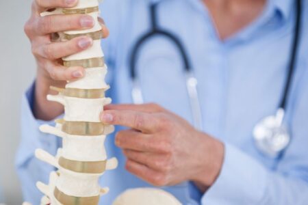 8 reasons you should see an orthopaedic doctor