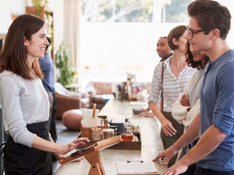 10 reasons why a microwave is an essential piece of equipment for a café