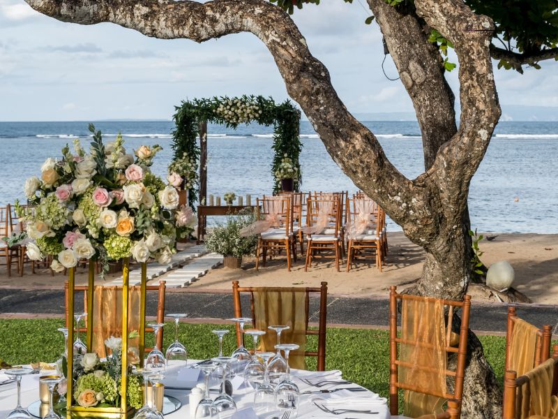 Planning the Perfect Destination Wedding: Key Considerations and Tips