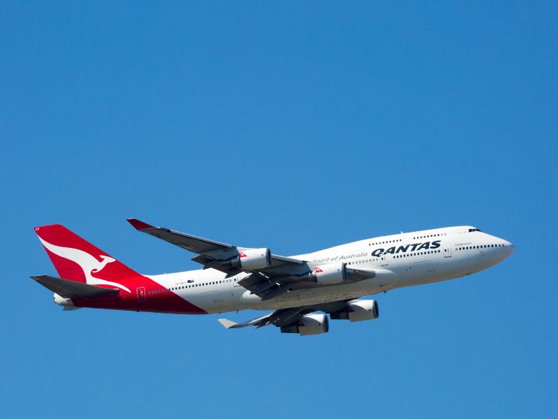 Qantas plane