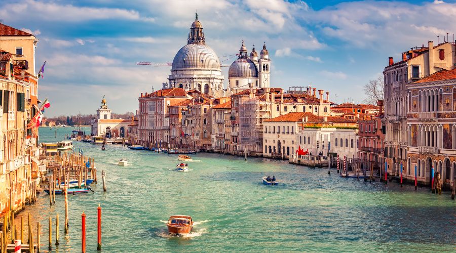 Venice Brings Back Day Tripper Fee for 2025