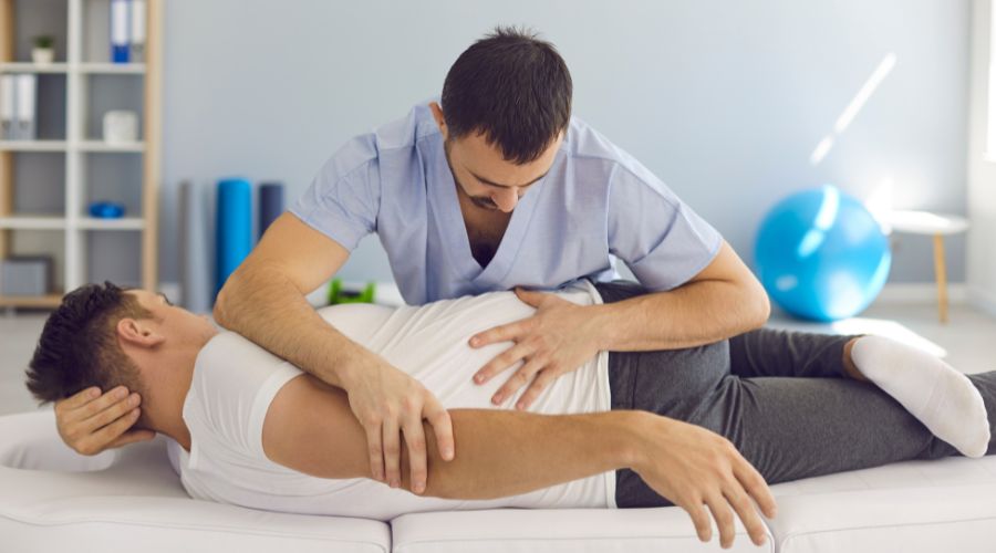 5 Tell-Tale Signs You Might Need a Chiropractor