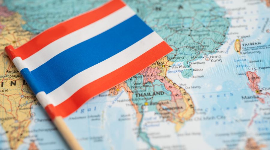 Living and Working in Thailand – What You Need to Know