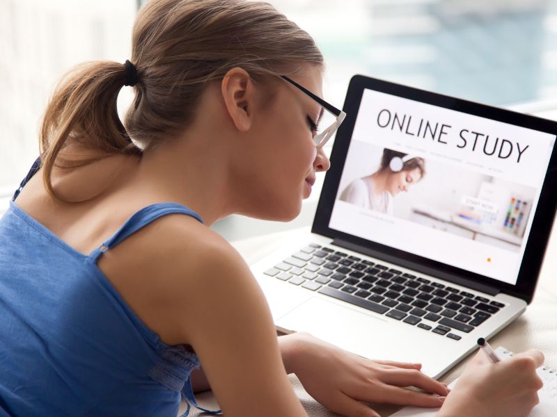 Online Study as one of the Steps to Remaking Your Life Post-Addiction