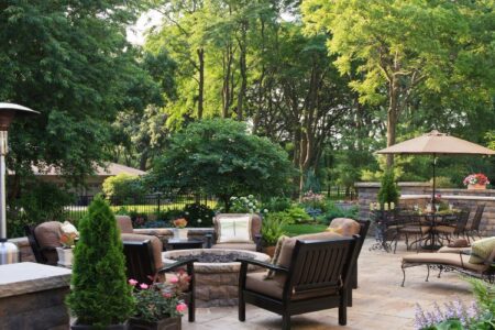 Creating the Perfect Outdoor Oasis with Versatile Furniture