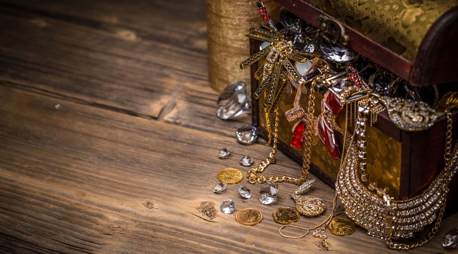 Unlocking the Secrets of Jewelry & Coin: A Dazzling Blend of Beauty and Value