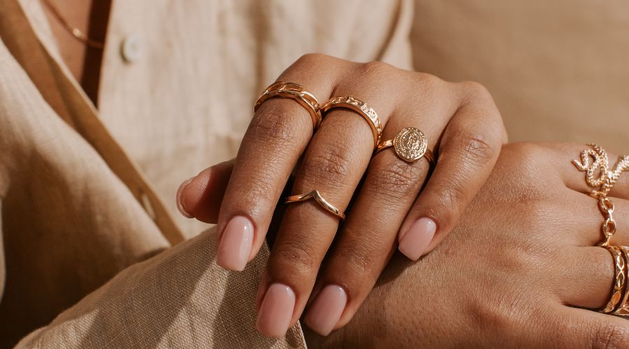 Guide to Layering and Stacking Rings