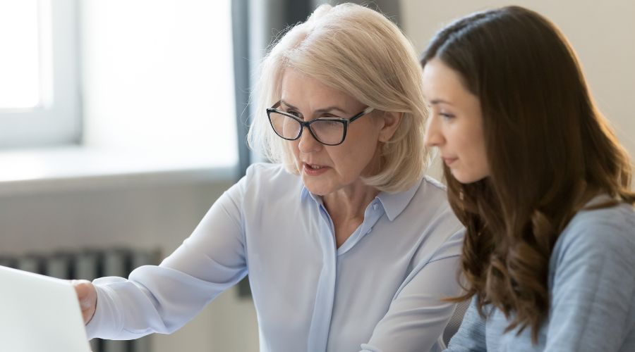 Fighting Ageism in the Workplace by mentoring