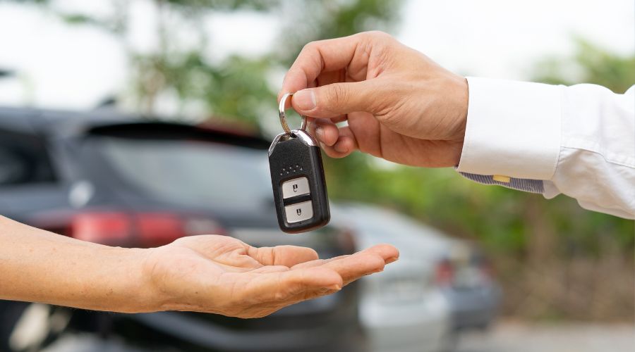 Looking To Buy A New Vehicle? Here's What To Do