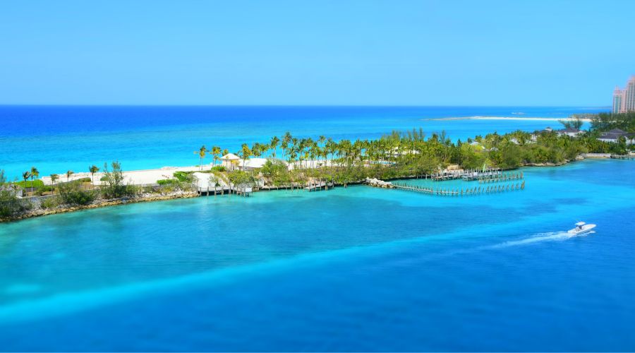 The Ten Best Places to celebrate New Year 2025. 9: Nassau, Bahamas 