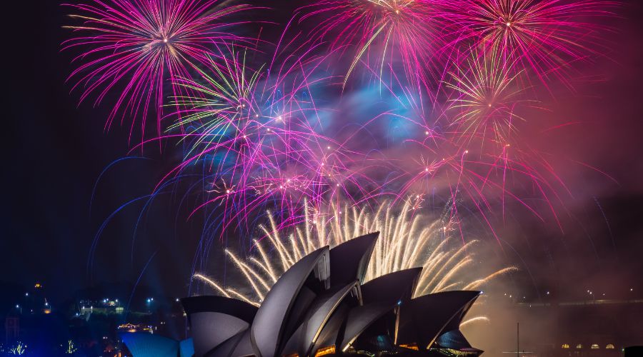 The Ten Best Places to celebrate New Year 2025. 1: Sydney 