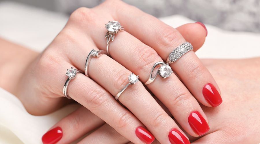 Guide to Layering and Stacking Rings