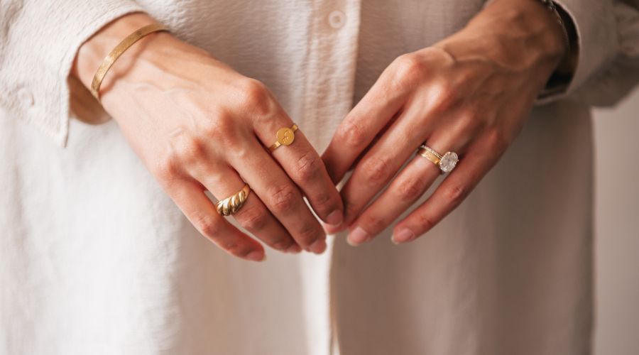 Guide to Layering and Stacking Rings